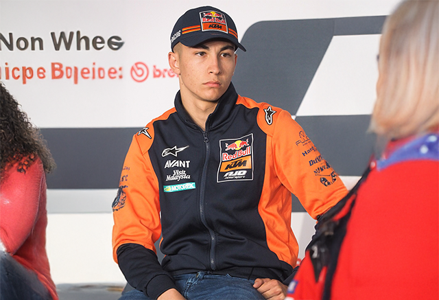 Fernandez Claims Maiden Victory in Australia