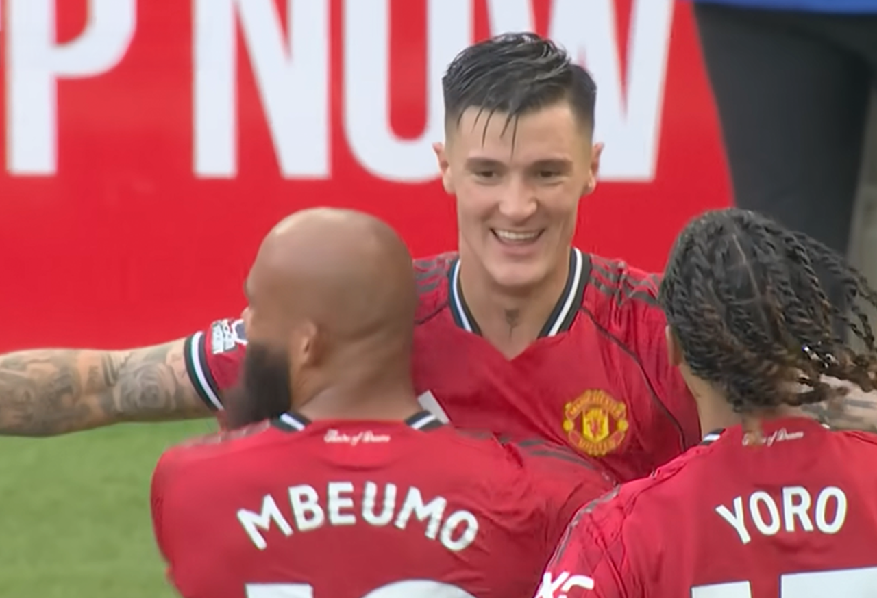 Sesko Knee Injury Sidelines Man Utd Striker for Month