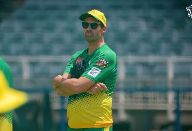England Test Coach: Fleming Set for Top Role