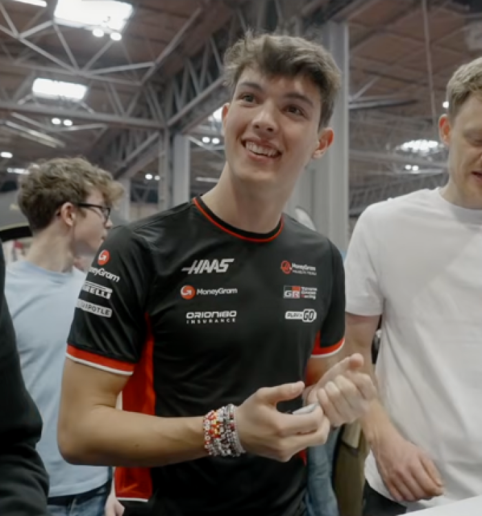 Ollie Bearman Pays Emotional Tribute to Ayrton Senna
