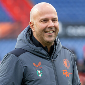 Liverpool unravel as Slot struggles to find balance