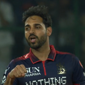 Bhuvneshwar Kumar Destroys DC in IPL Clash